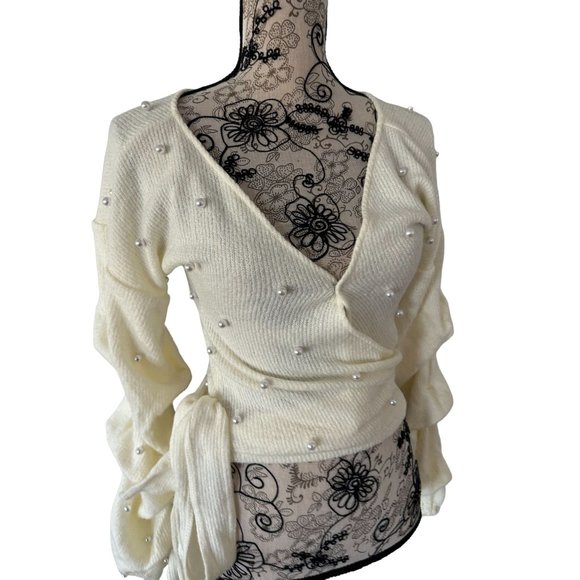 FASHION NOVA Cream Pearl Wrap Top Size M - Picture 2 of 6